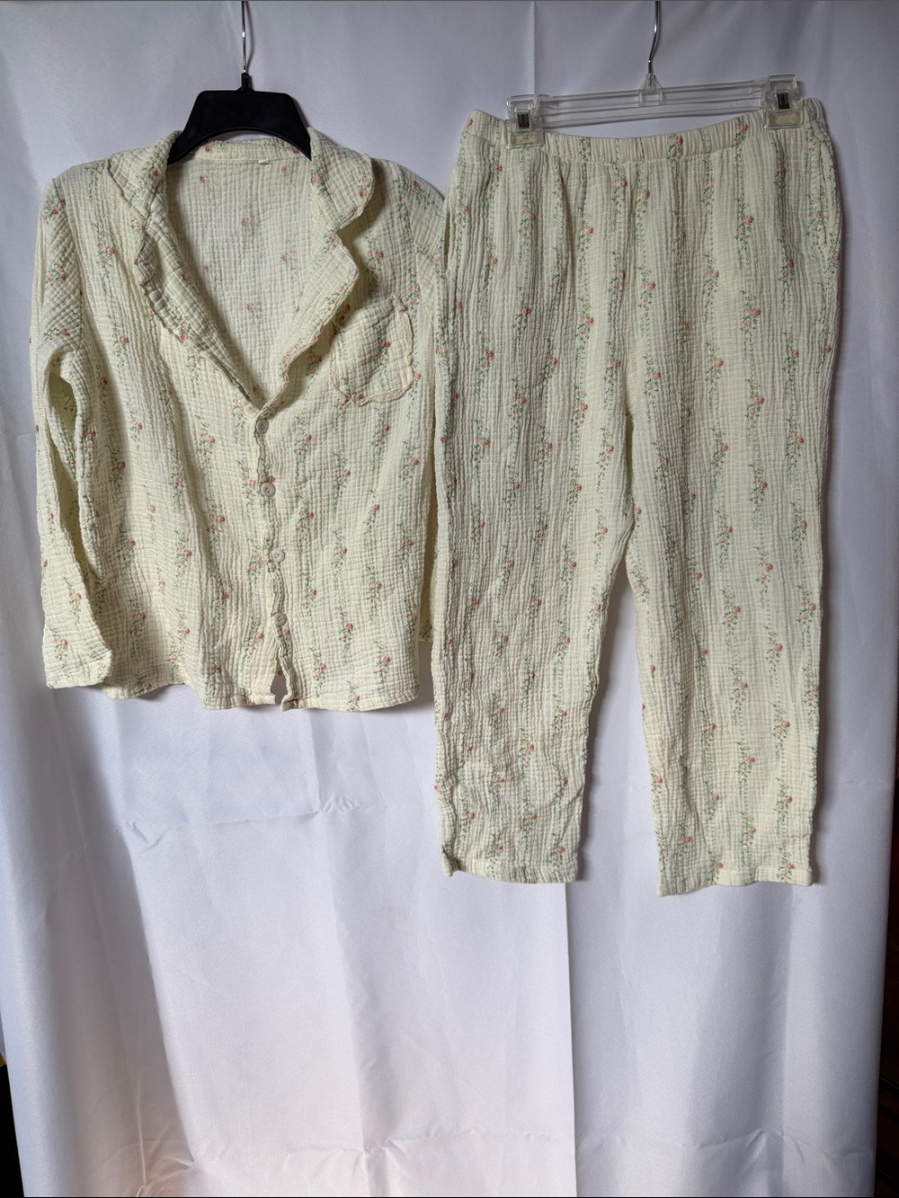 Classic Floral Cotton Pajama Set - Cream